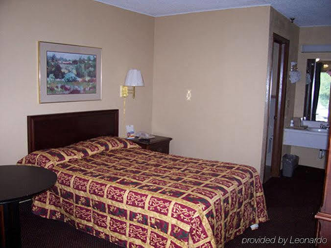 Scottish Inn Knoxville Room photo